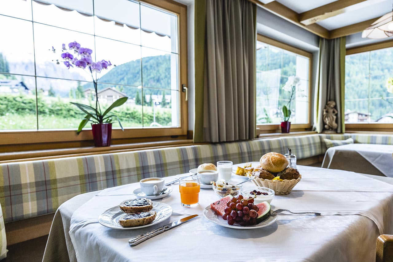 Frühstück im Garni Petra